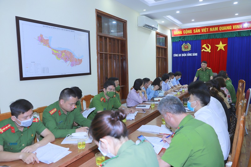 Công an quận Hồng Bàng thiết lập đường dây nóng tiếp nhận, giải quyết phản ánh về công tác xác nhận thông tin cư trú, cấp Căn cước công dân